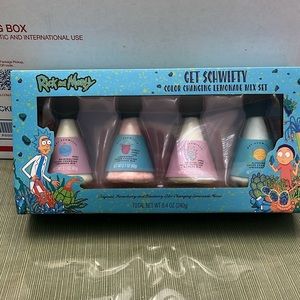 NIB Rick and Morty “Get schwifty” color changing lemonade mix set. Cocktail mix
